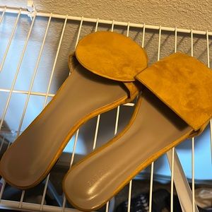 Mustard Geometric Sandal